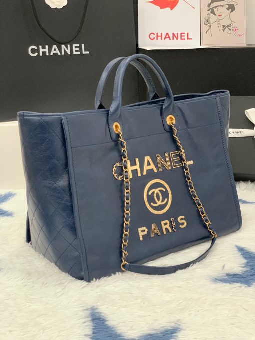 CHANEL Large Shiny Calfskin Tote Bag. Original Quality Bag, care book, dust bag, authenticity card.| Cris and Coco Authentic Quality Designer Bags and Accessories