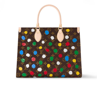 LV X YK Onthego MM. Original Quality Bag including gift box, care book, dust bag, authenticity card. As part of the major new Louis Vuitton x Yayoi Kusama collaboration, the LVxYK OnTheGo MM features an eye-catching print based on the eminent Japanese artist’s signature dots. Monogram canvas is adorned with multicolored dots painstakingly reproduced from a trunk that Kusama painted a decade ago after her first collaboration with the House. A body-friendly bag that makes an upbeat artistic statement. | CRIS&COCO Authentic Quality Designer Bag and Luxury Accessories