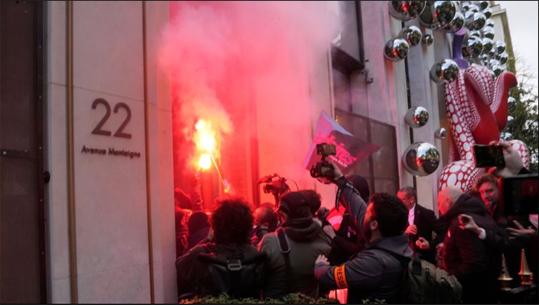 Billionaires, Baguettes, and Pensions: A Fashionable Protest at LVMH HQ Paris