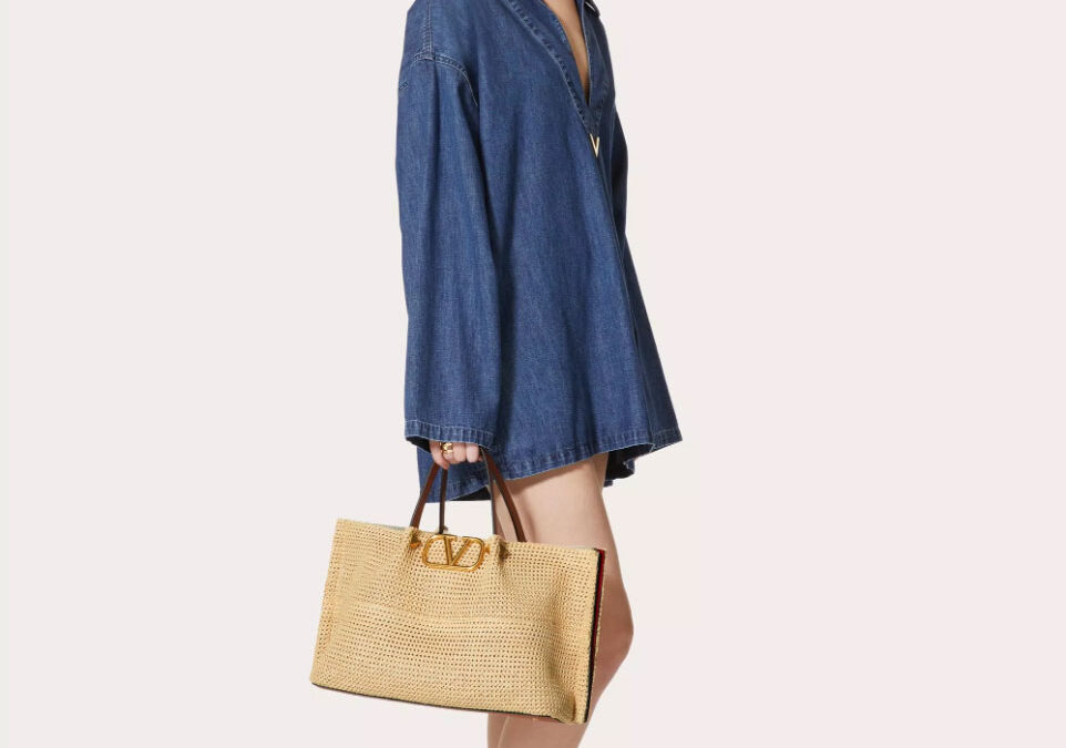 VALENTINO GARAVANI Straw Summer Petite Tote