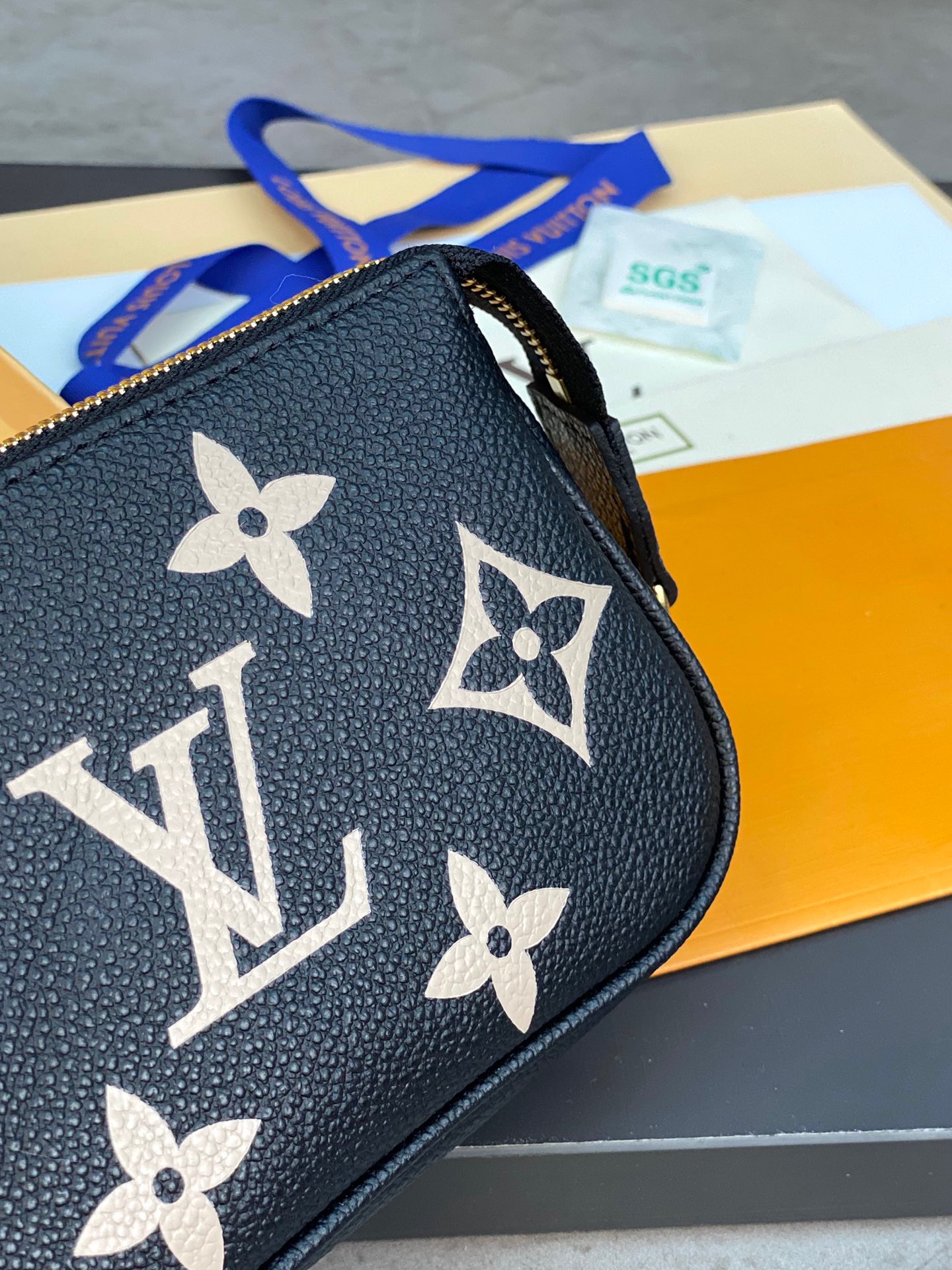 Louis Vuitton Monogram Vivienne Zippy Wallet box and dust bag