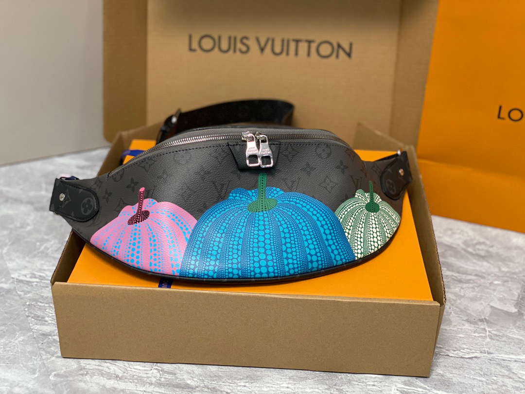Louis Vuitton Accessory Dust Bag, Gift Box & Bag