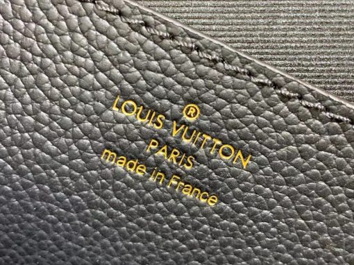 LOUIS VUITTON Wallet On Chain Métis: Sophistication Meets Heritage. The Metis Wallet on Chain is a testament to craftsmanship, fashioned from exquisitely grained Monogram Empreinte leather, bearing Louis Vuitton's iconic Monogram pattern with precision. Its chic trapezoidal silhouette and front flap, fastened by an elegant S-lock clasp, pay homage to the heritage of Louis Vuitton's iconic trunks. With a removable chain that offers versatile cross-body wear, this bag seamlessly blends timeless style with modern functionality.