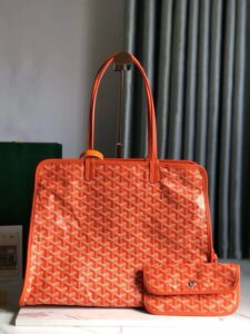 Hardy PM Bag. Authentic quality luxury bag crafted in genuine leather comes with authenticity card, dust bag and gift bag. Effortless Elegance, Everyday Function. The Hardy PM bag is the perfect companion for everyday use or work, easily fitting A4 files with ease. Designed for those who value lightness, flexibility, and added security, it features a zip closure to keep your essentials safe. With long, comfortable handles, it's ideal for carrying over the shoulder all day with ease. - CRIS&COCO Hardy PM Bag. Authentic quality luxury bag crafted in genuine leather comes with authenticity card, dust bag and gift bag. Effortless Elegance, Everyday Function. The Hardy PM bag is the perfect companion for everyday use or work, easily fitting A4 files with ease. Designed for those who value lightness, flexibility, and added security, it features a zip closure to keep your essentials safe. With long, comfortable handles, it's ideal for carrying over the shoulder all day with ease.