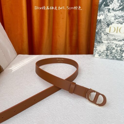 30 Montaigne Belt. Authentic quality luxury belt crafted in genuine leather comes with authenticity card, dust bag and gift bag. Elevate Every Look! Inspired by the iconic 30 Montaigne bag, this belt is a refined expression of *ior’s timeless craftsmanship. Crafted in smooth brown calfskin, it’s enriched with a gleaming CD buckle in antique gold-finish metal—an instantly recognizable emblem of the House. Sleek yet versatile, its design pairs effortlessly with jeans, skirts, or dresses, making it a wardrobe essential that transitions from day to evening with ease. More than just an accessory, the 30 Montaigne belt is a statement of elegance, sophistication, and unmistakable *ior heritage.